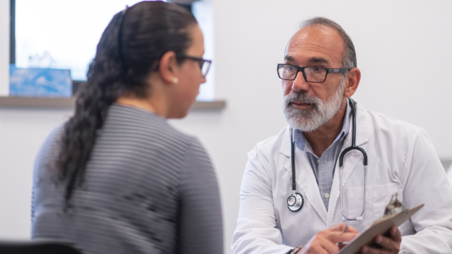 Doctor speaking with patient. Image credit: Canva