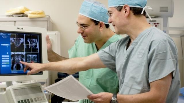 Peter Pinto, M.D., and Peter Choyke, M.D., use UroNav to improve accuracy of prostate cancer imaging.